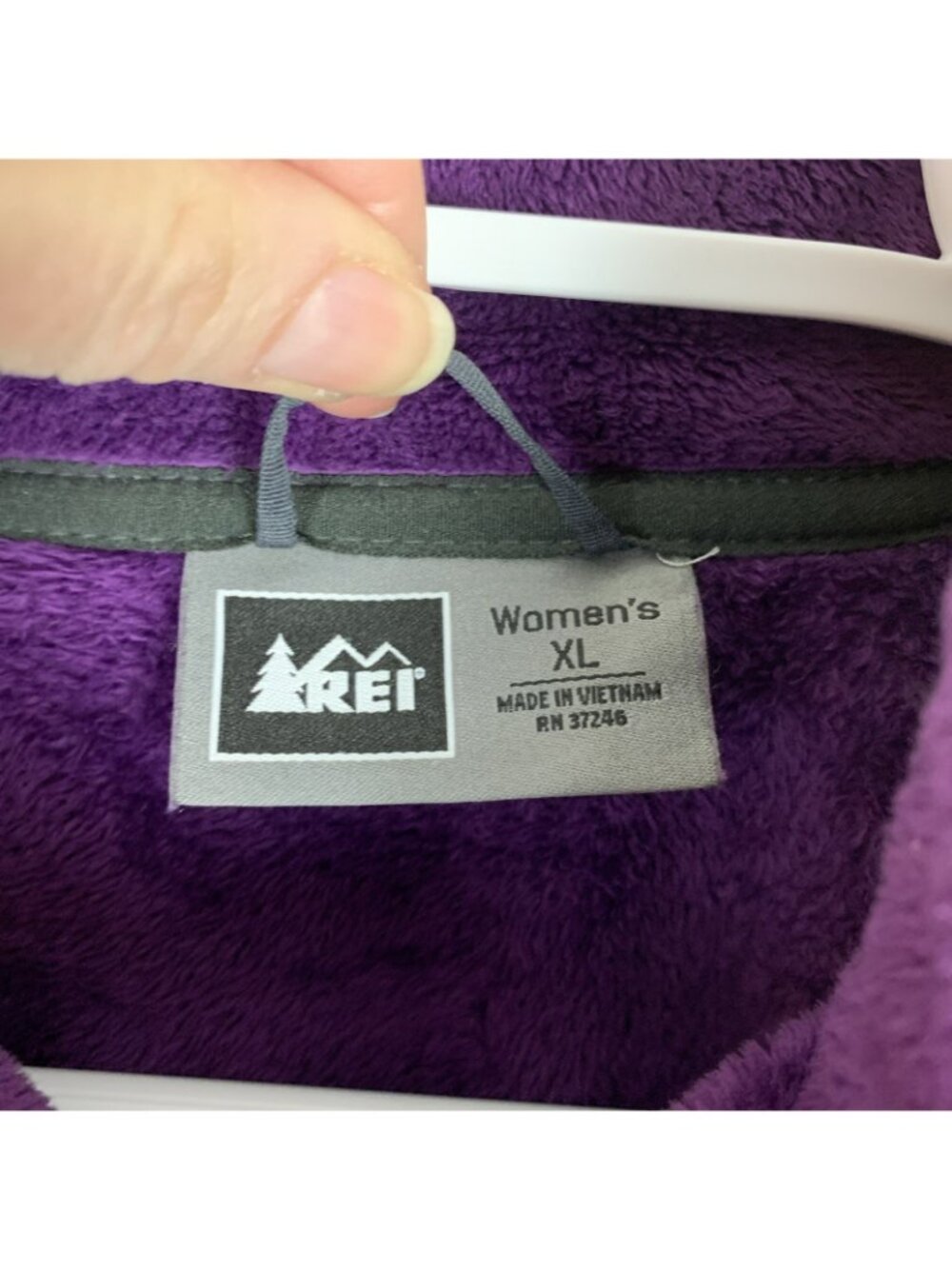 REI Womens XL Fleece Jacket Zip Pockets Fuzzy Purple Outdoor Spring - Picture 3 of 15
